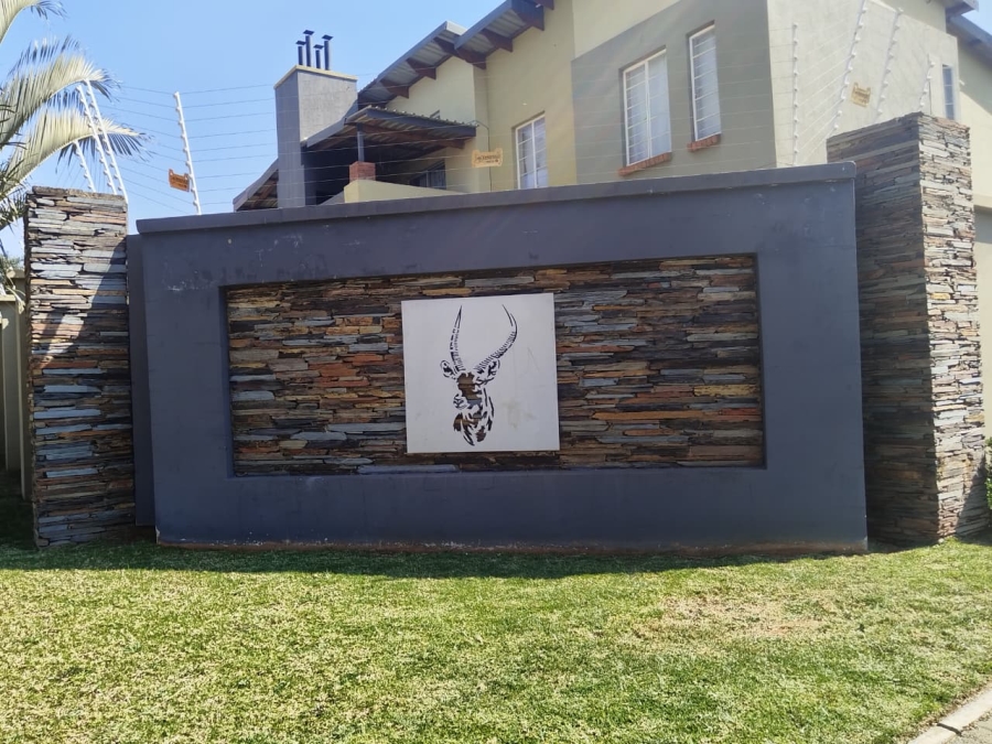 3 Bedroom Property for Sale in Waterval East North West